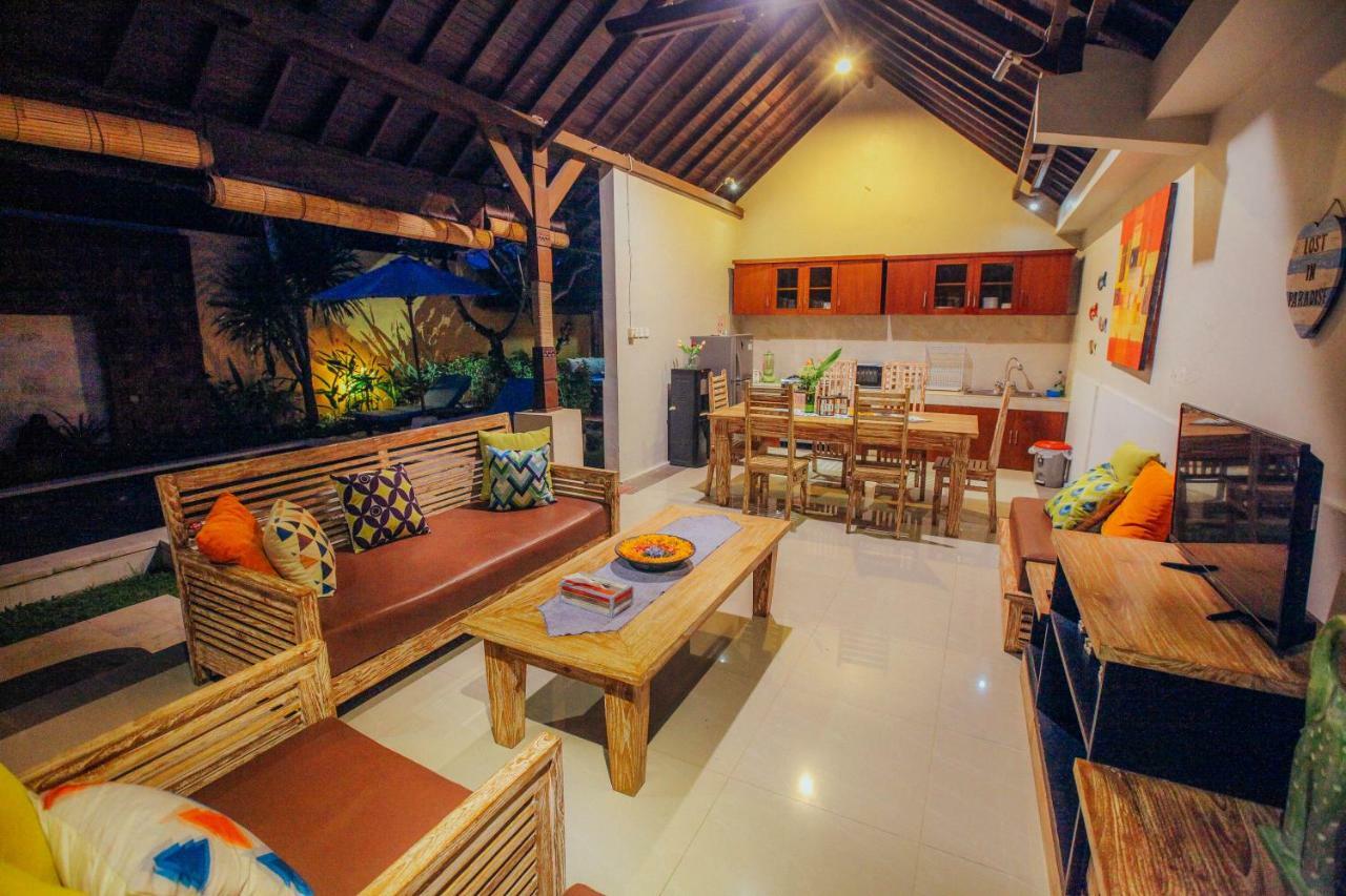 Villa Matahari Seminyak Esterno foto