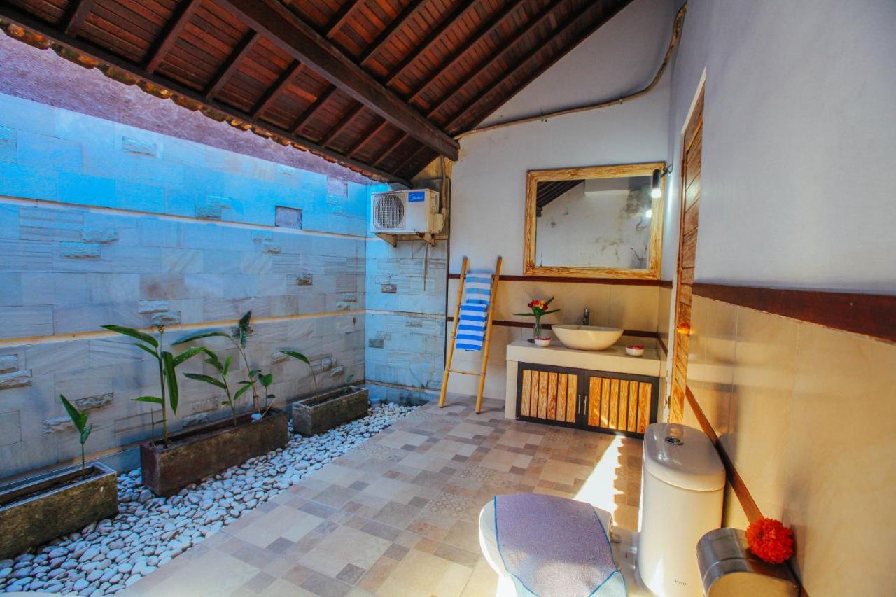Villa Matahari Seminyak Esterno foto